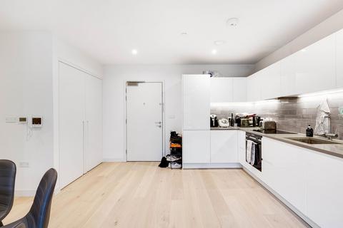 1 bedroom apartment for sale, 4 Clipper Street, London E16