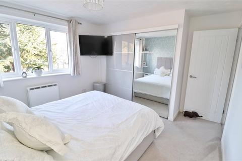 14 Cheviot Way, Verwood, BH31 6UG