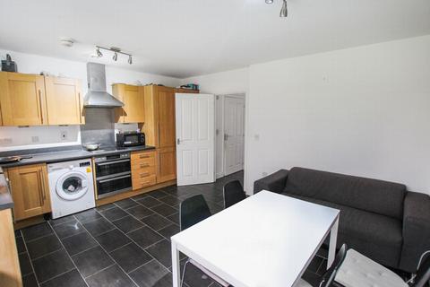 4 bedroom terraced house for sale, Scholars Way, Dagenham, RM8