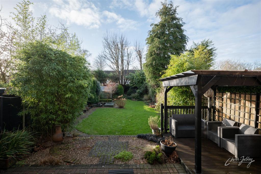 Elmfield Road, Davenport, Stockport SK3 8SE 4 bed detached house for