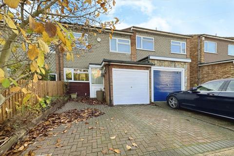 10 Wilson Close, Stanford-le-hope, SS17 0LA