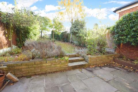 10 Wilson Close, Stanford-le-hope, SS17 0LA