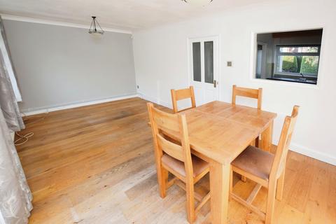 10 Wilson Close, Stanford-le-hope, SS17 0LA
