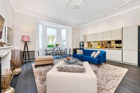 2 bedroom apartment for sale, Redcliffe Square, Chelsea, London, SW10