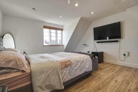 124 Appleton Drive, Basingstoke, RG24 9RX