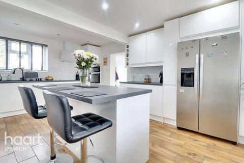 7 Acton Close, Bramford, Ipswich, IP8 4ER