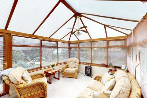47 Central Drive, Westhoughton, Bolton, BL5 3DU