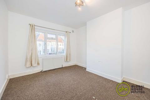 313a Grange Road, London, SE25 6TD