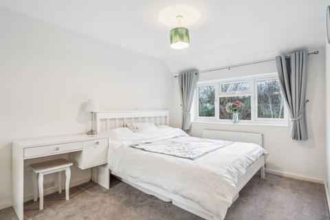 79 Candlemas Mead, Beaconsfield, HP9 1AR