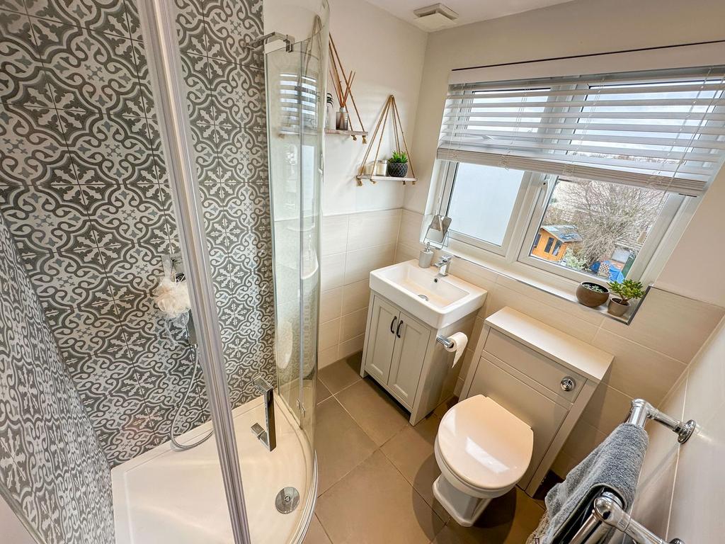 Ensuite
