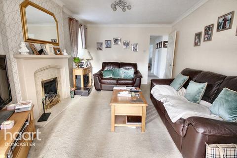 3 bedroom detached bungalow for sale, Brampton Lane, Armthorpe, Doncaster