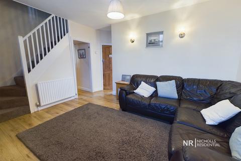 67 Ashby Avenue, Chessington, KT9 2BT