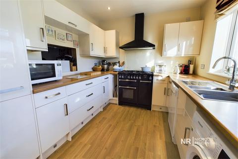 67 Ashby Avenue, Chessington, KT9 2BT