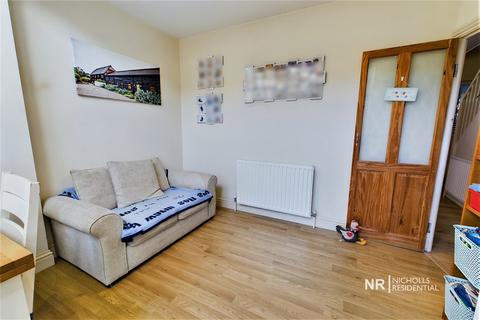 67 Ashby Avenue, Chessington, KT9 2BT