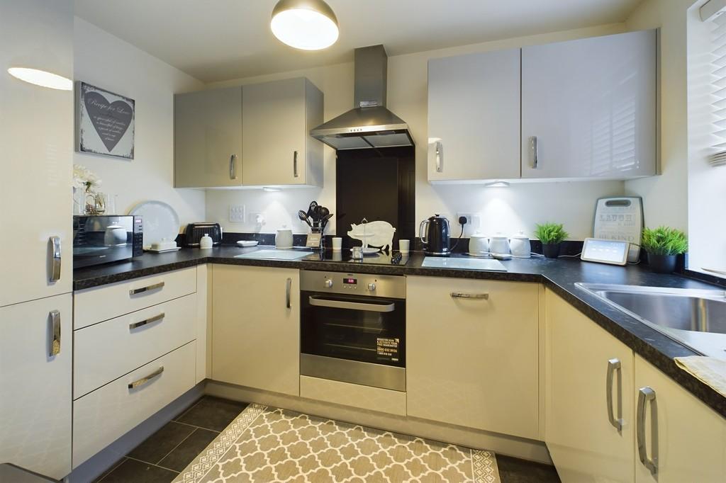 Chase Avenue, Red Lodge 2 bed semidetached house for sale £230,000