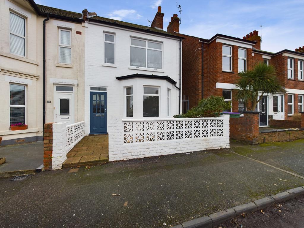 Road, Folkestone 3 bed end of terrace house for sale £300,000