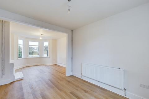 3 bedroom end of terrace house for sale, Dunnett Road, Folkestone