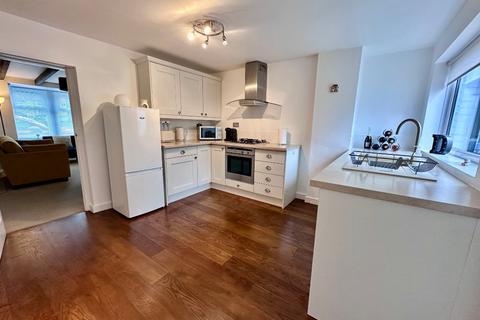 7 North Side, Hutton Rudby, Yarm, TS15 0DA