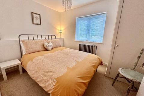 7 North Side, Hutton Rudby, Yarm, TS15 0DA