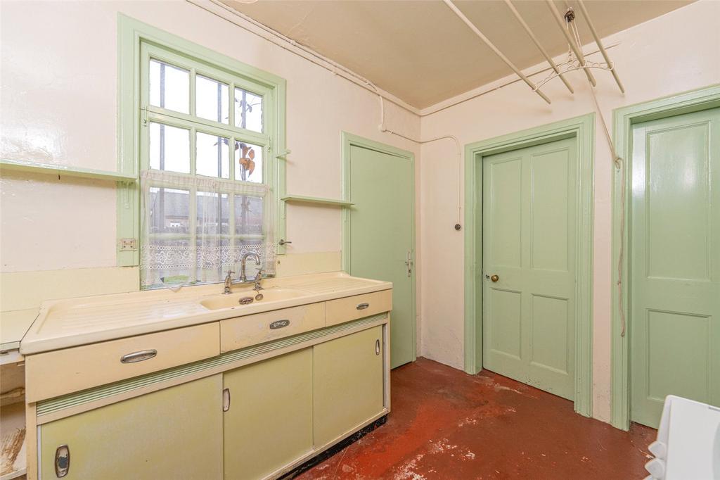 Kitchen Alt