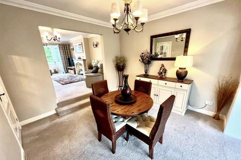 2a Cliff Lane, Brierley, Barnsley, S72 9HR