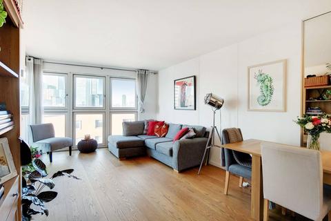 1 bedroom flat for sale, Fairmont Avenue, Canary Wharf, London, E14