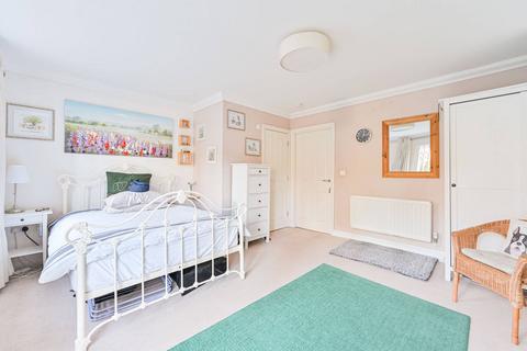 4 bedroom terraced house for sale, Hayes Grove, East Dulwich, London, SE22