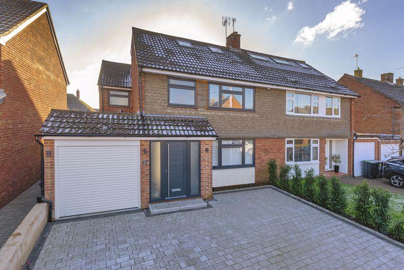 Handel Walk, Tonbridge, TN10 4DG 4 bed semidetached house for sale £