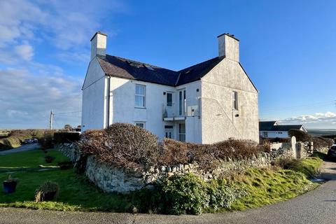 2 bedroom maisonette for sale, Rhoscolyn, Isle of Anglesey