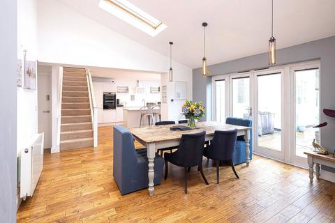 4 bedroom semi-detached house for sale, Harlestone Road, Northampton, NN5