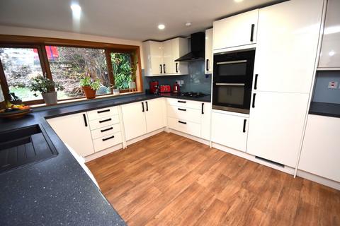 48 St. Magdalenes Road, Perth, PH2 0BT