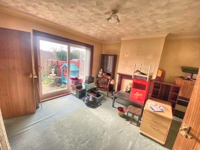 Abbey Road, Fareham PO15 2 bed semidetached bungalow for sale £280,000