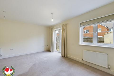 39 Manu Marble Way, Gloucester, GL1 5QZ