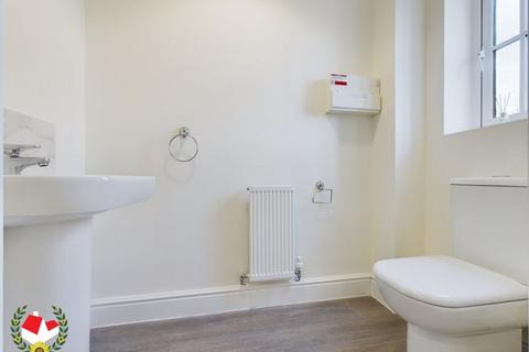 39 Manu Marble Way, Gloucester, GL1 5QZ
