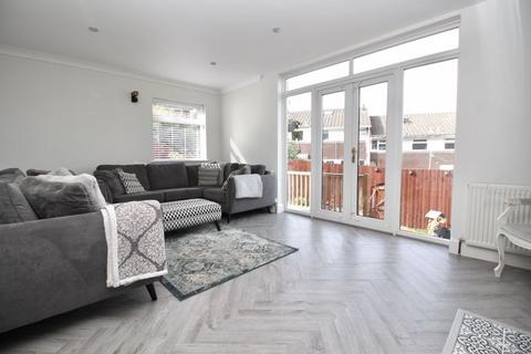 3 bedroom semi-detached house for sale, The Birches, Southampton SO18