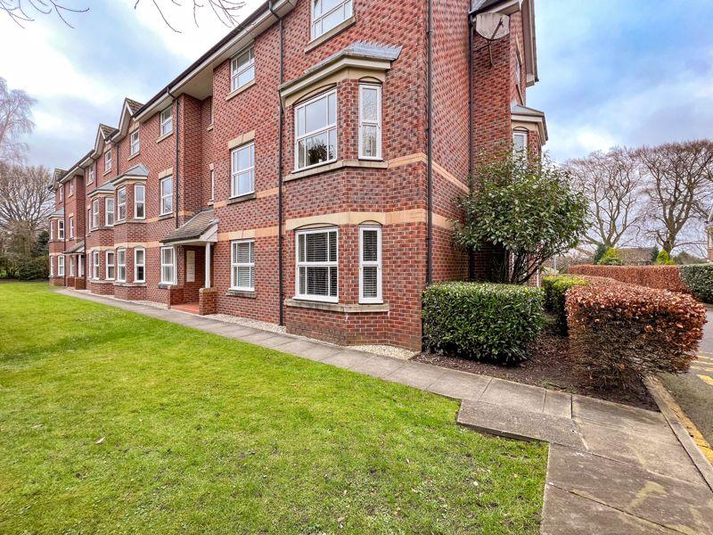 Westholme Close, Congleton 2 bed apartment £159,250