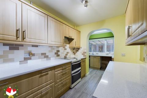 17 Drivemoor, Abbeydale, Gloucester, GL4 5XP