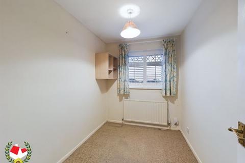 17 Drivemoor, Abbeydale, Gloucester, GL4 5XP