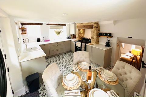 3 bedroom end of terrace house to rent, Manor Road, Woodstock, OX20