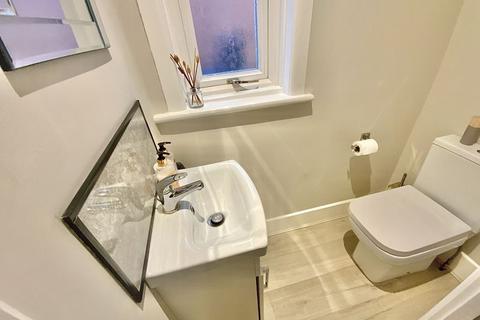 81 Corhampton Road, Bournemouth, BH6 5NX