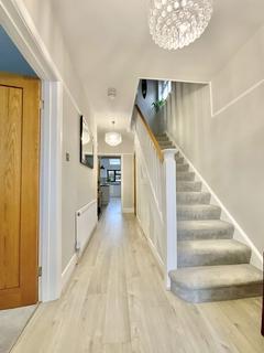 81 Corhampton Road, Bournemouth, BH6 5NX