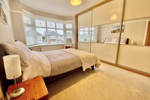 81 Corhampton Road, Bournemouth, BH6 5NX