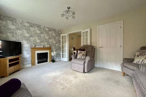 16 Clarks Meadow, Shepton Mallet, BA4 4FD