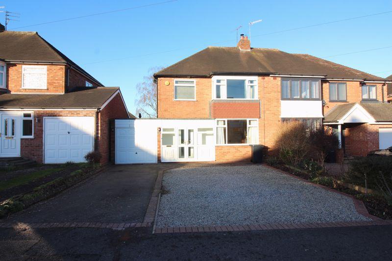 Ridge Road, Kingswinford DY6 3 bed semidetached house for sale £325,000