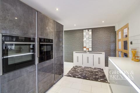 62 Clickett Hill, Basildon, SS14 1ND
