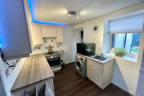 2 bedroom terraced house for sale, Sheffield Road, Hoyland Common, Barnsley, S74 0DQ