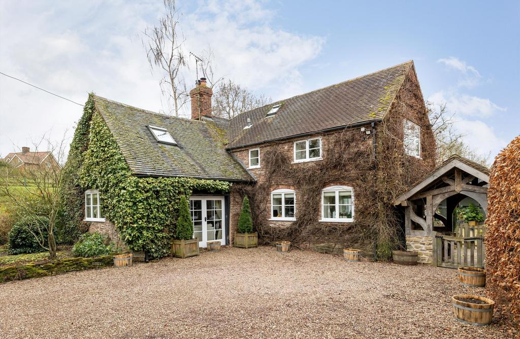 Clee St. Margaret, Craven Arms, Shropshire, SY7 3 bed detached house for sale £850,000