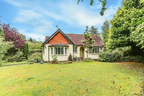 2 bedroom detached bungalow for sale, Woodcote Valley Road, Purley, Surrey, CR8 3BG