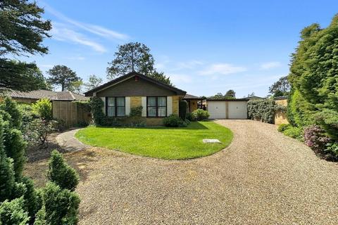 3 bedroom bungalow for sale, Homefield Road, Warlingham, Surrey, CR6 9HU