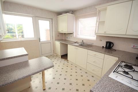 2 bedroom bungalow for sale, Crostons Brow, Southport, Merseyside, PR9